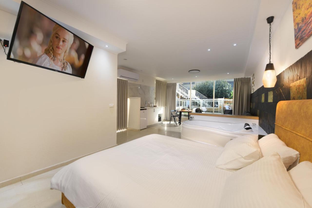 El Viso Verde Luxury Suites Хад Нес Екстериор снимка