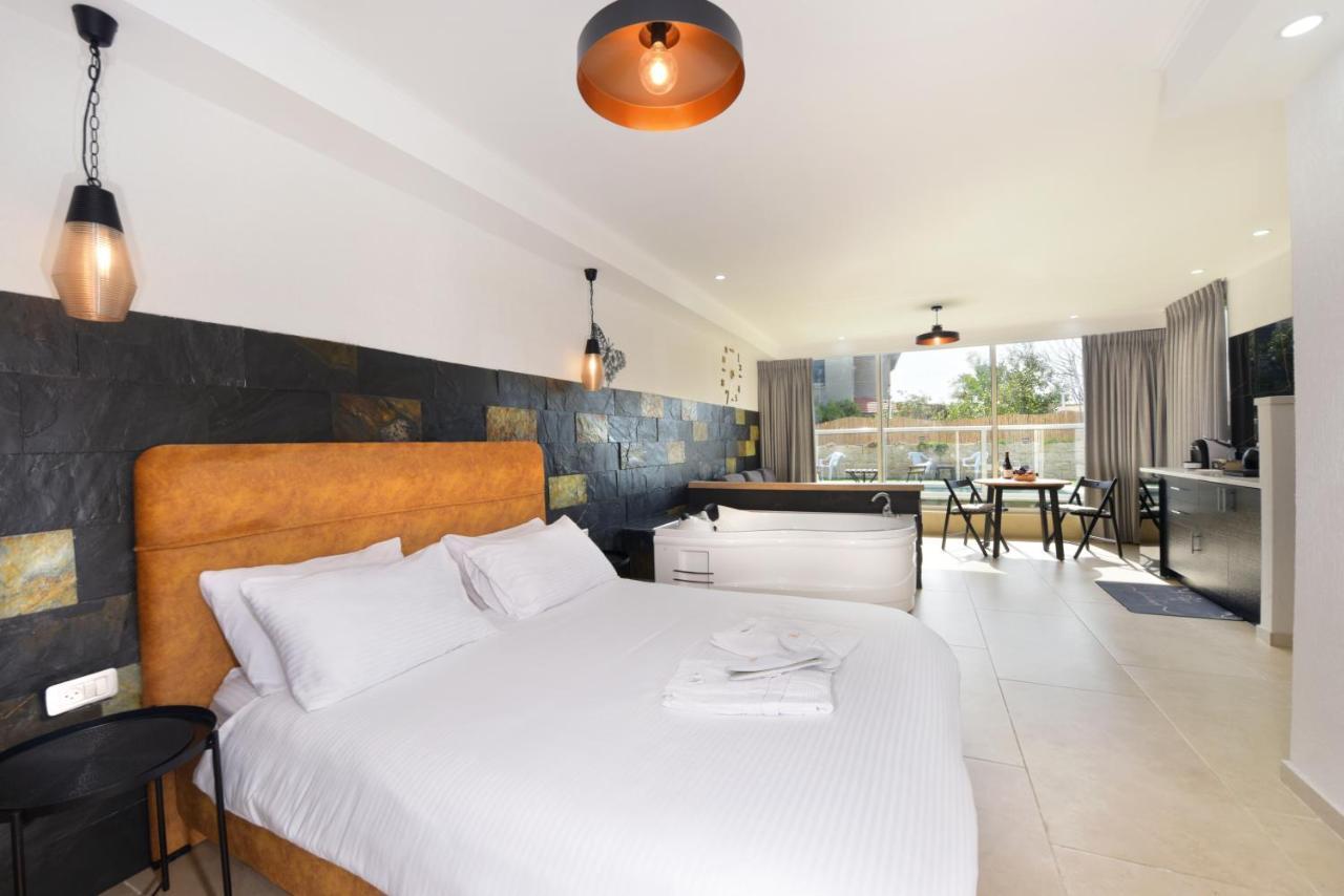 El Viso Verde Luxury Suites Хад Нес Екстериор снимка